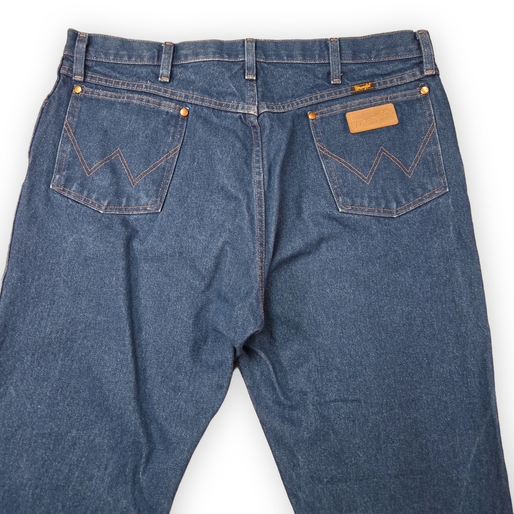 Wrangler Jeans Mens 40x34 13MWZ Cowboy Cut Blue Denim Western Rodeo Ranch A001